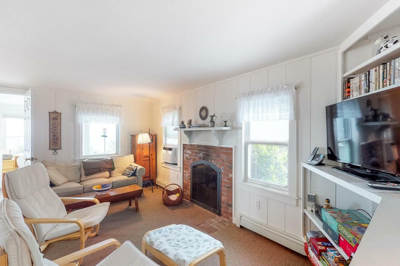 2 Bed 1 Bath Vacation Home In 伊斯特姆 外观 照片