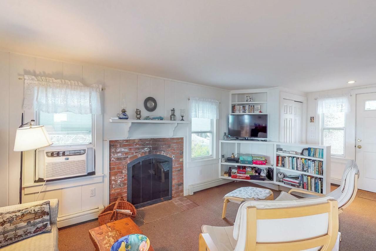 2 Bed 1 Bath Vacation Home In 伊斯特姆 外观 照片