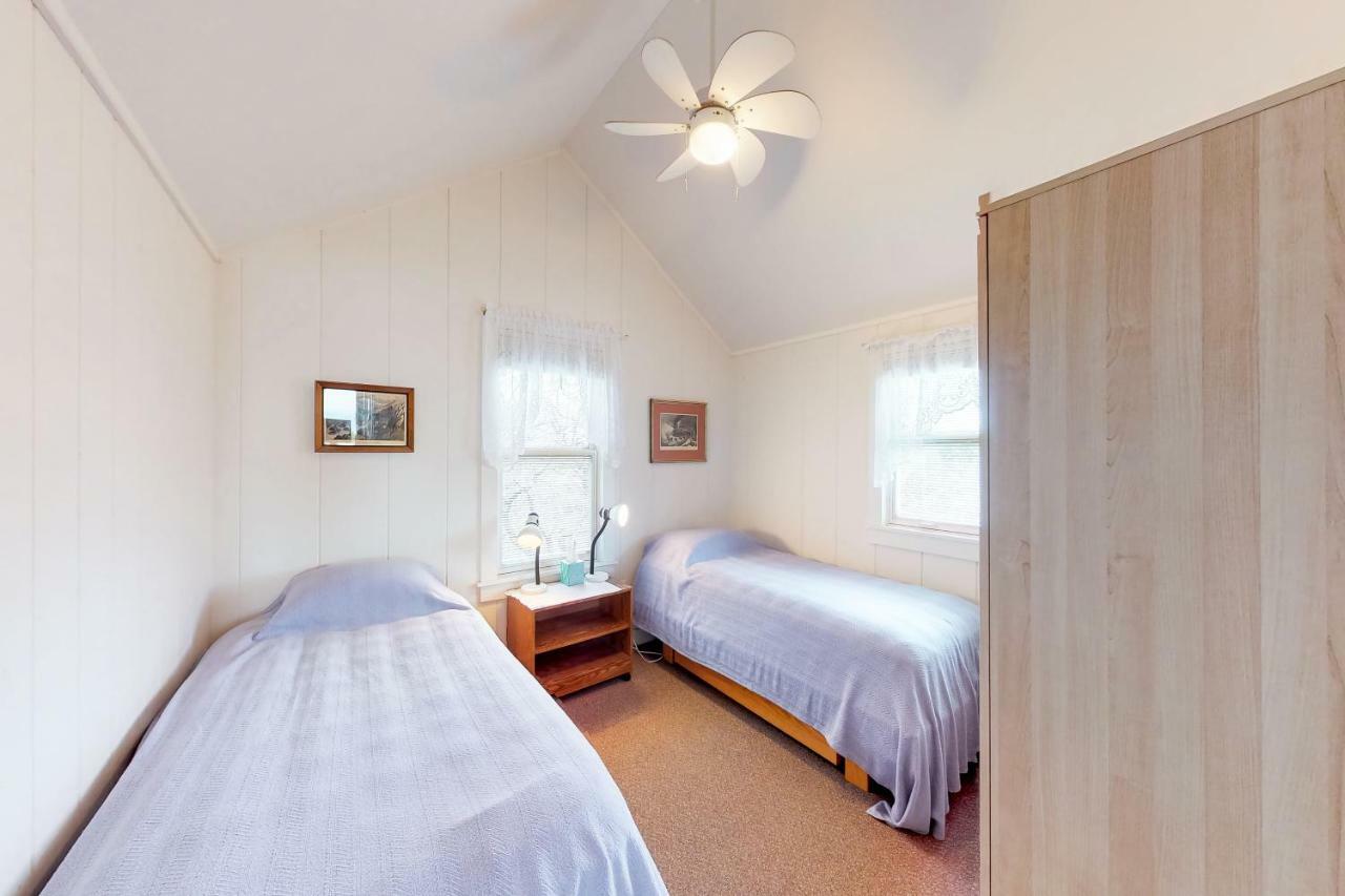 2 Bed 1 Bath Vacation Home In 伊斯特姆 外观 照片